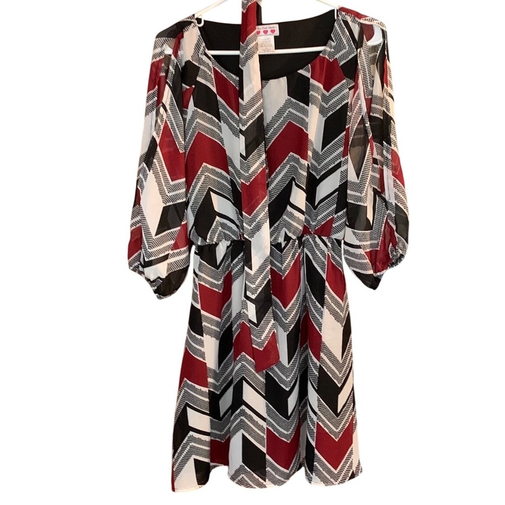 Three Pink Hearts Dress L Red Black White Chevron Tie Neck Long Sleeve